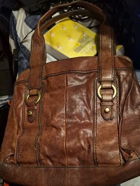 Fossil tan leather interior zipper pouch